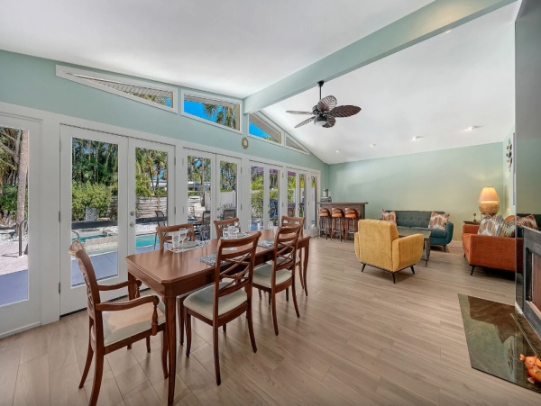 Luxury Lido Key Vacation Home -Private Pool & Beach Access